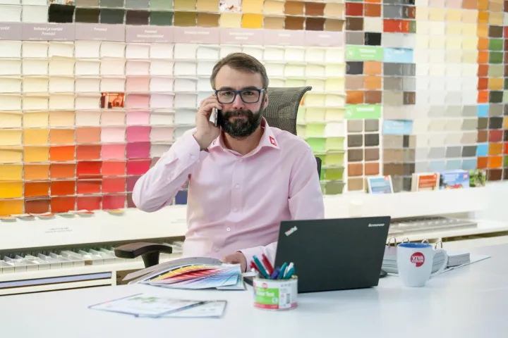 Jautājiet krāsu ekspertam